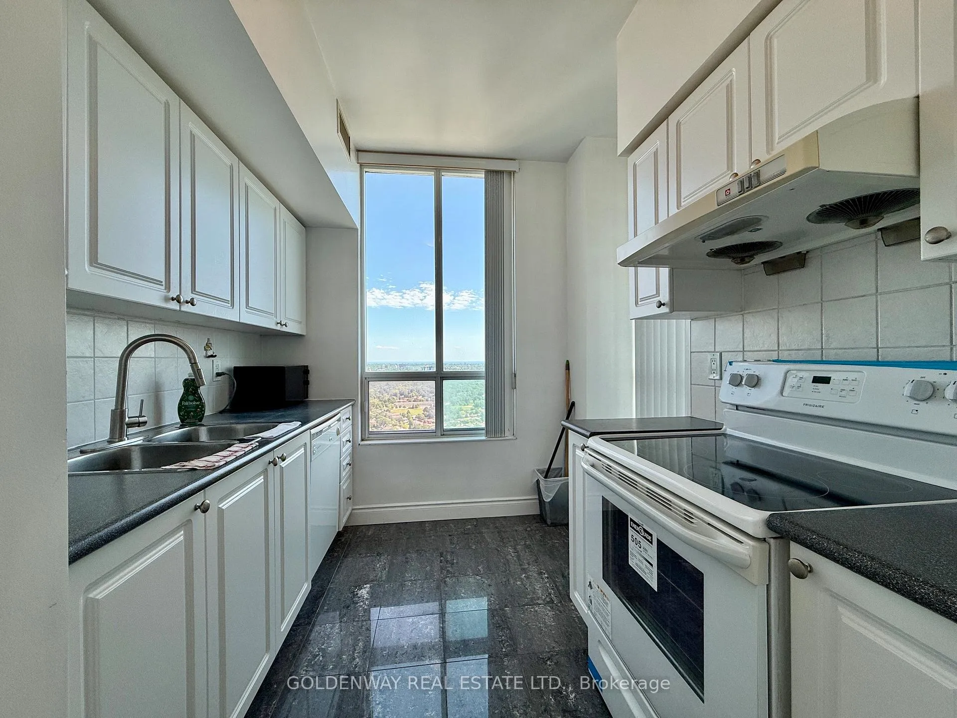 Photo 8 of Unit 3602 (PH3), 60 Brian Harrison Way, Scarborough, Bendale — HOMEH