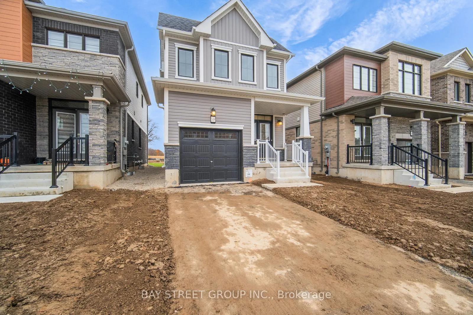 Photo 3 of 149 Wilmot Road N, Brantford — HOMEH