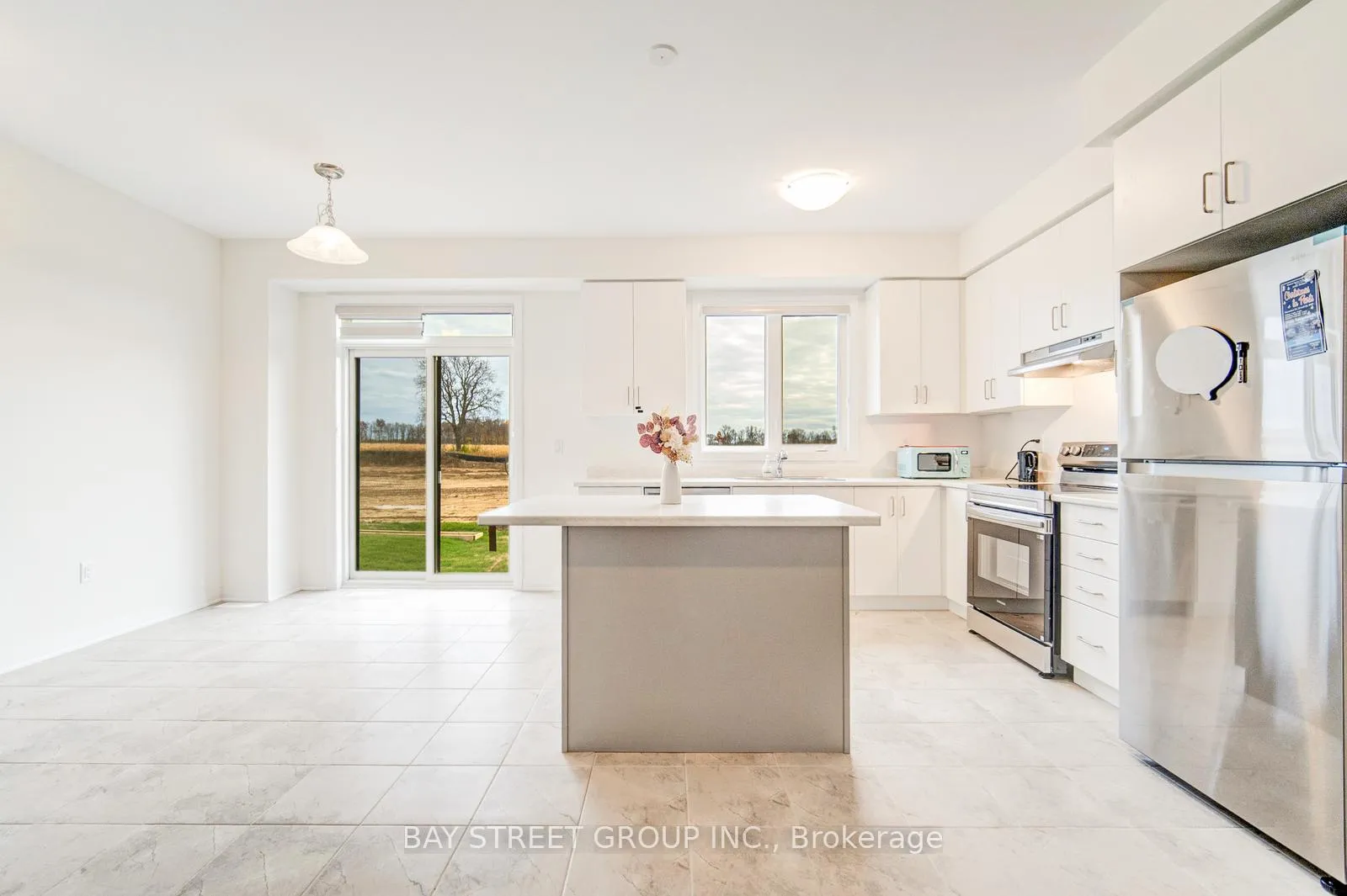 Photo 12 of 149 Wilmot Road N, Brantford — HOMEH
