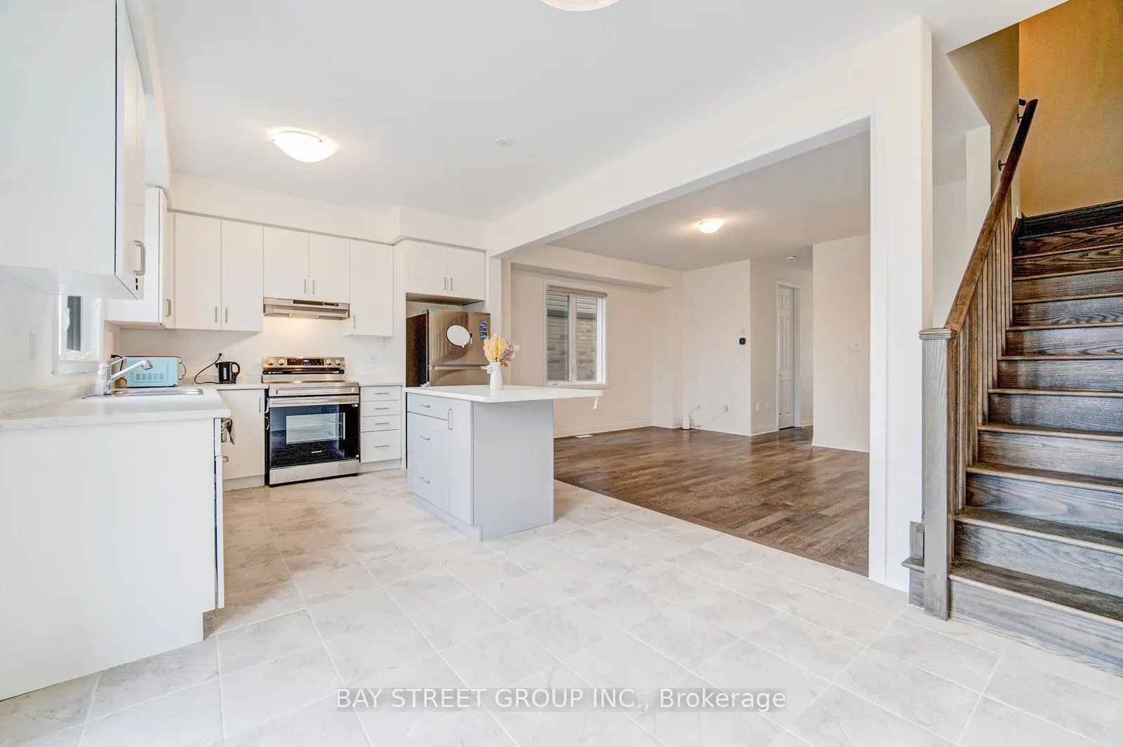 Photo 15 of 149 Wilmot Road N, Brantford — HOMEH