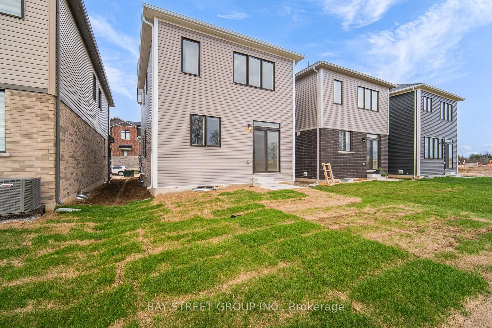 Photo 40 of 149 Wilmot Road N, Brantford — HOMEH