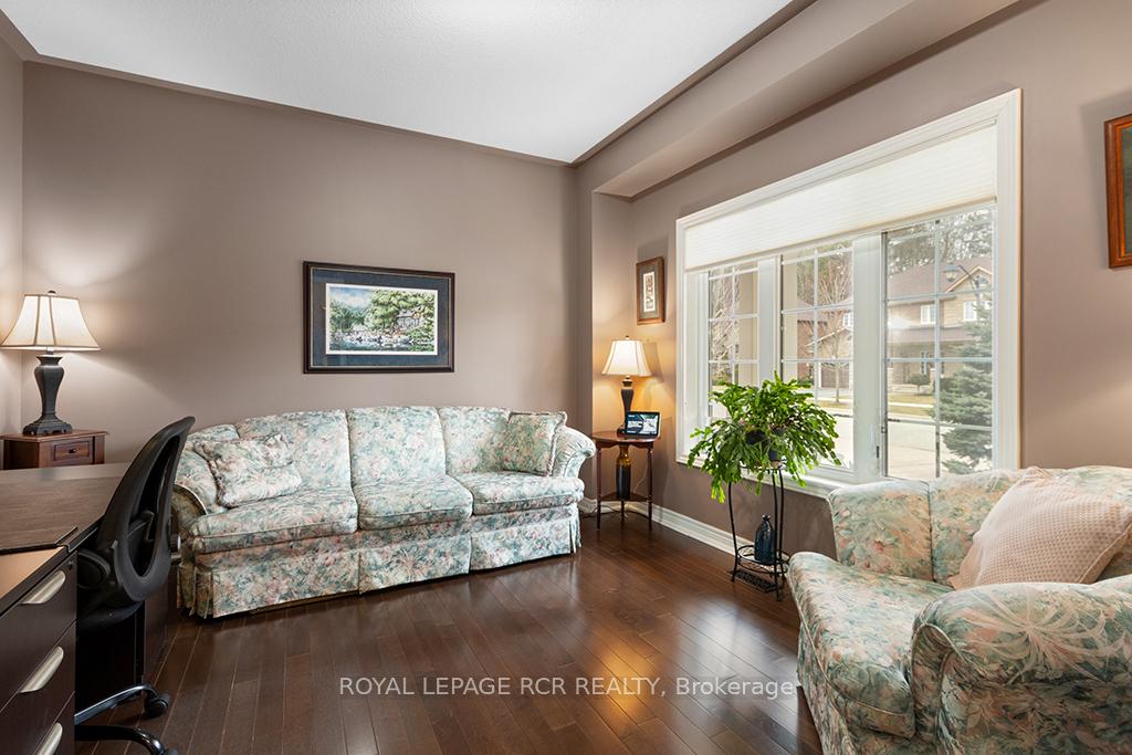Photo 17 of 32 Borland Crescent, Caledon, Caledon East — HOMEH
