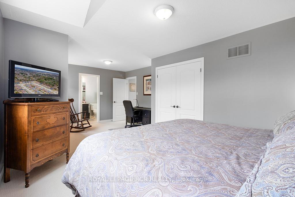 Photo 31 of 32 Borland Crescent, Caledon, Caledon East — HOMEH