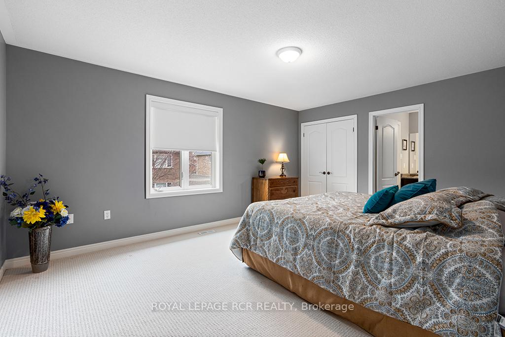 Photo 33 of 32 Borland Crescent, Caledon, Caledon East — HOMEH