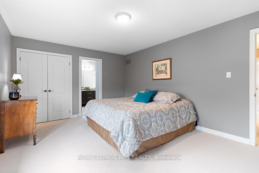 Photo 34 of 32 Borland Crescent, Caledon, Caledon East — HOMEH