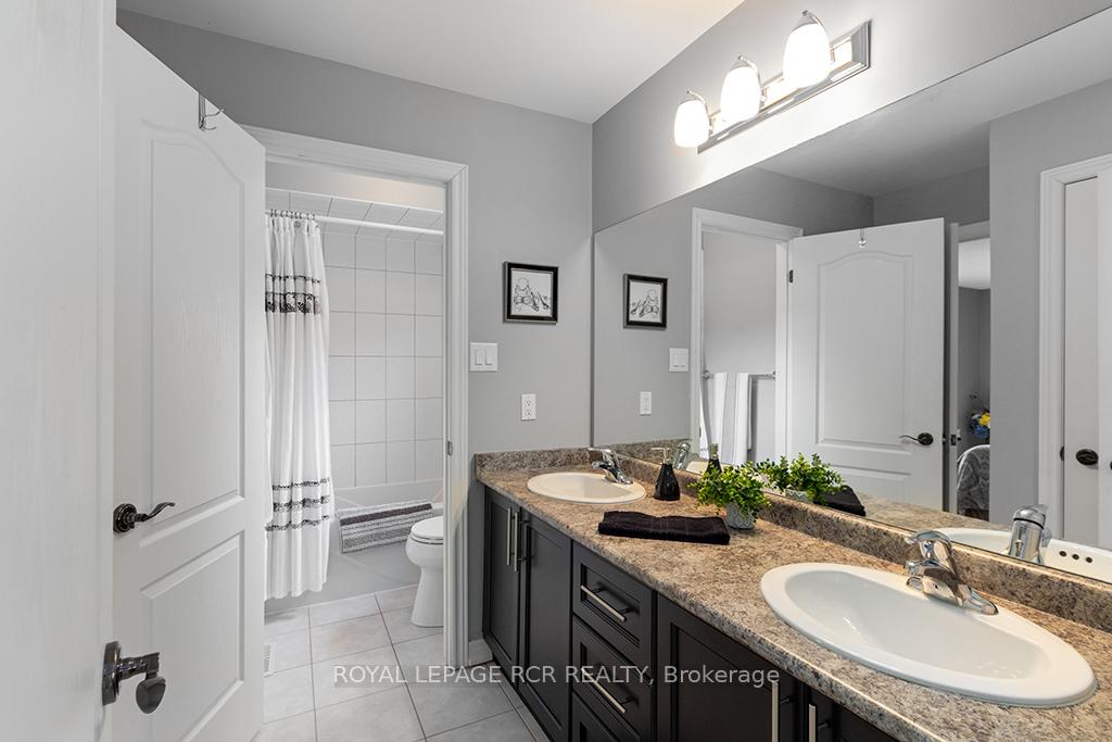 Photo 36 of 32 Borland Crescent, Caledon, Caledon East — HOMEH