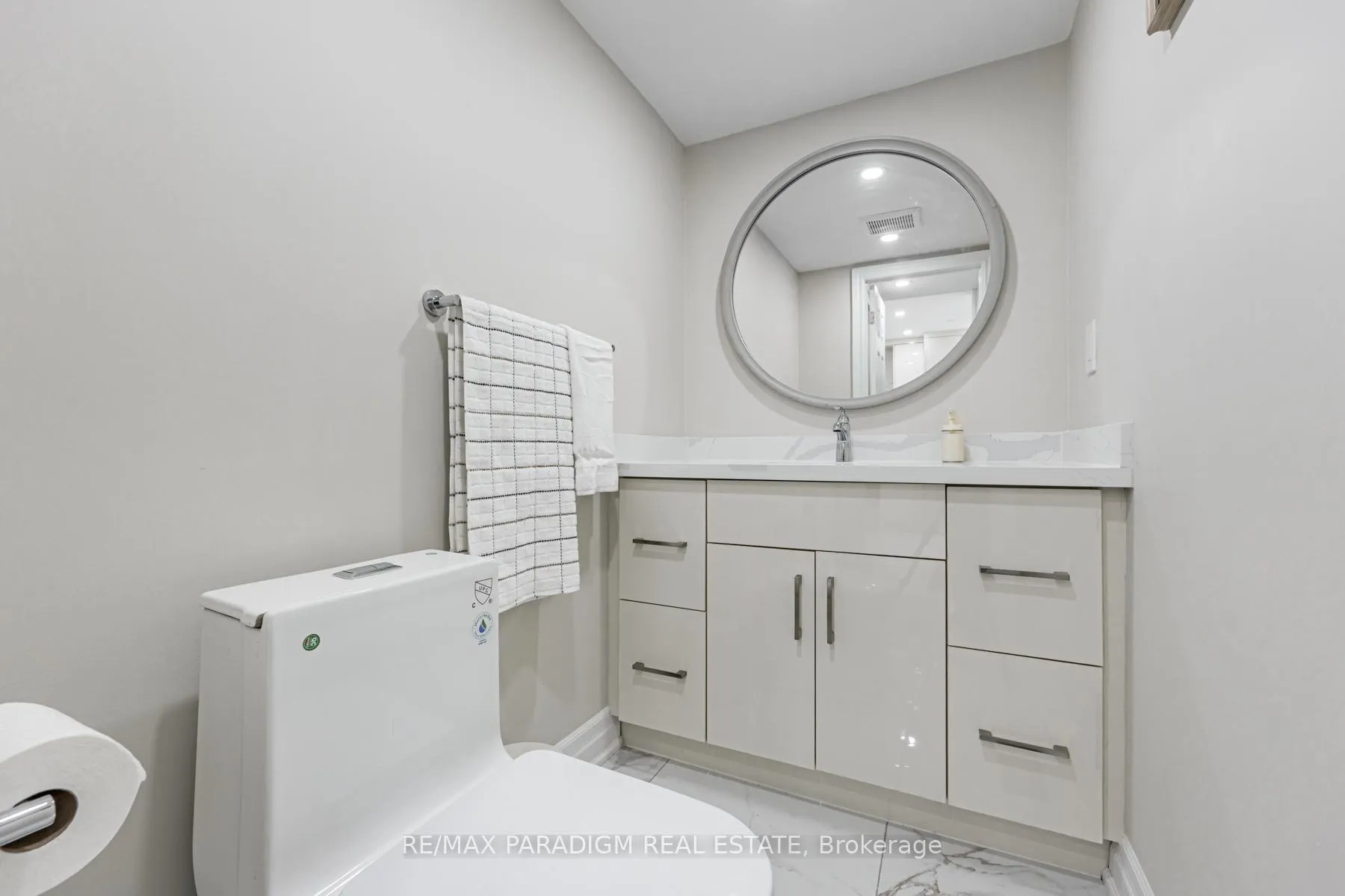 Photo 17 of 612 Flavelle Court, Pickering, Amberlea — HOMEH
