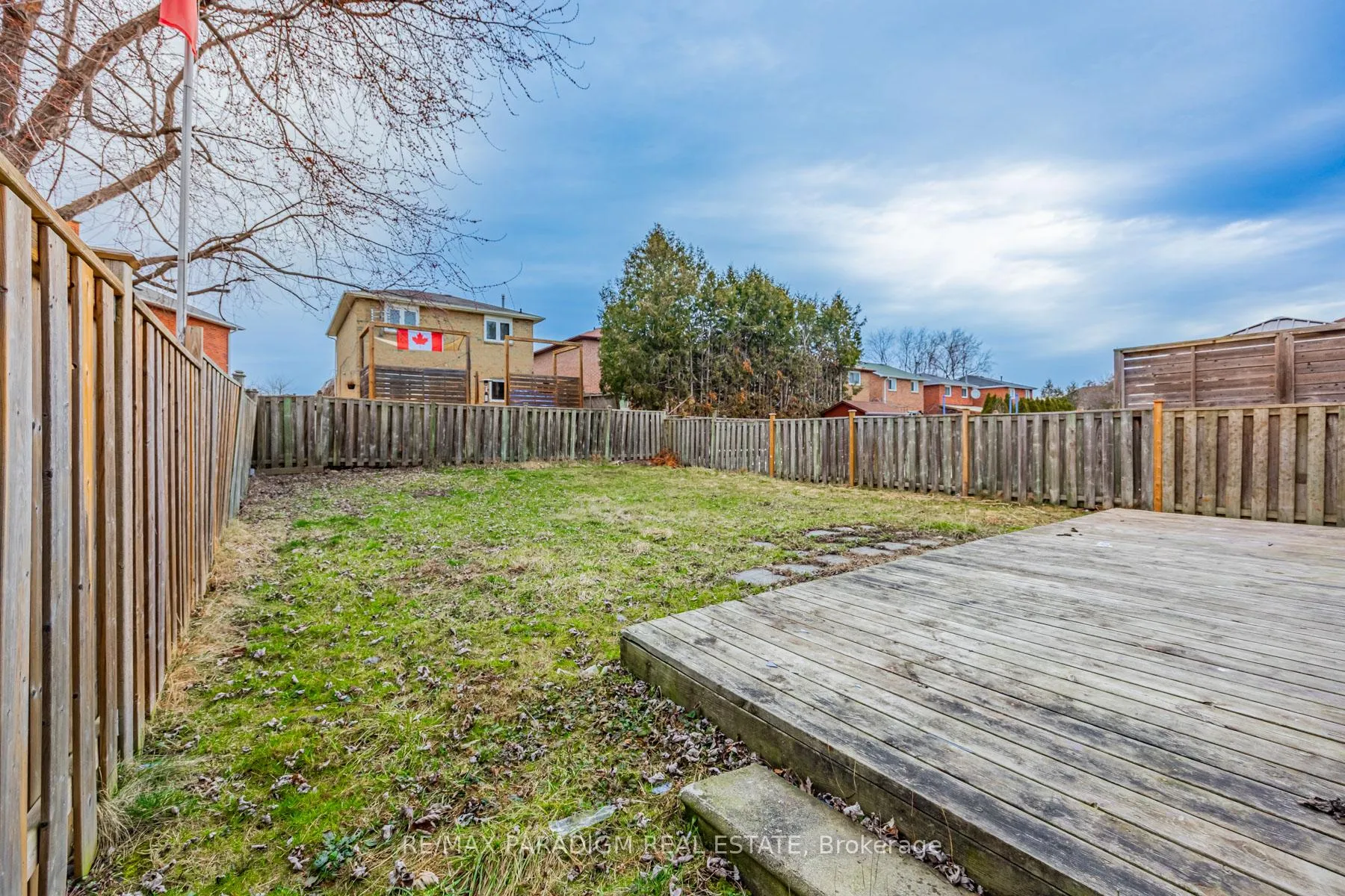 Photo 31 of 612 Flavelle Court, Pickering, Amberlea — HOMEH