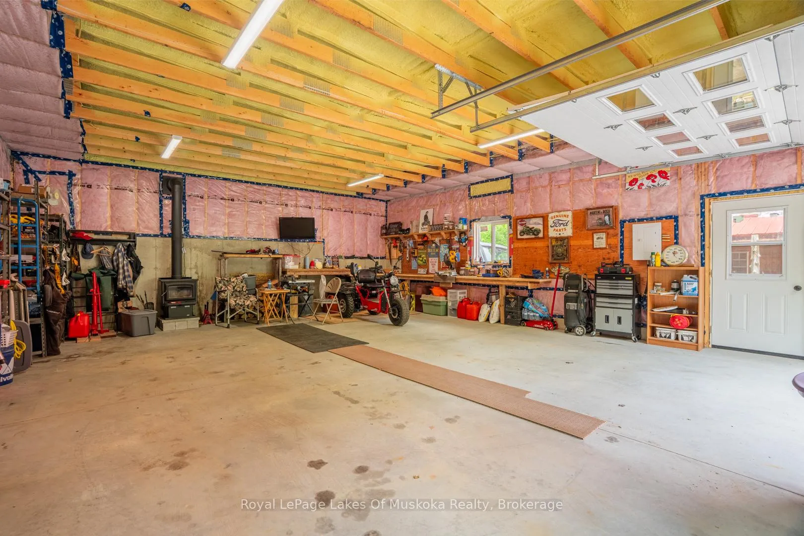 Photo 45 of 259 Lakeshore Road, Armour — HOMEH