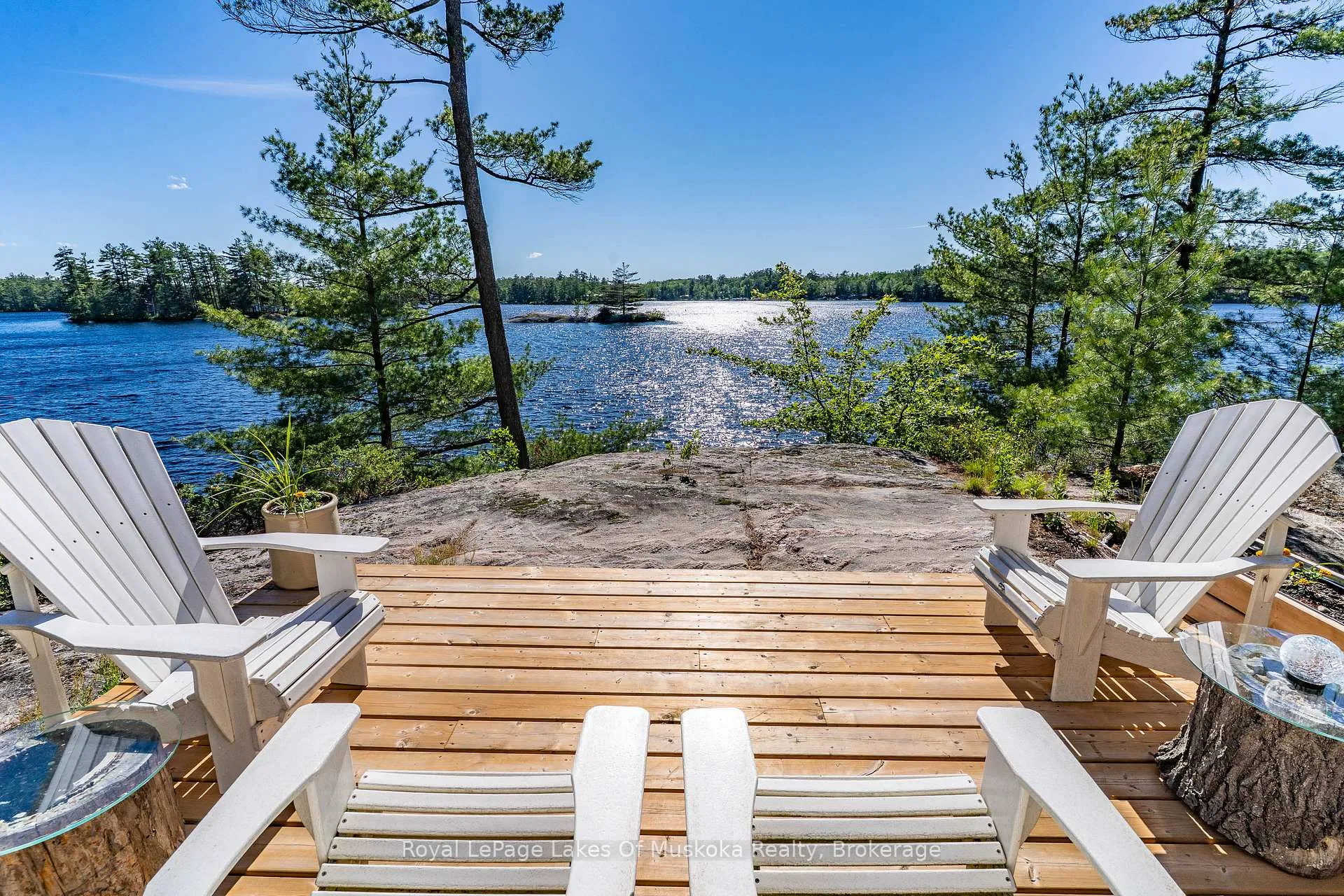 Front of 1 Island 9KL (1 Chief Island)