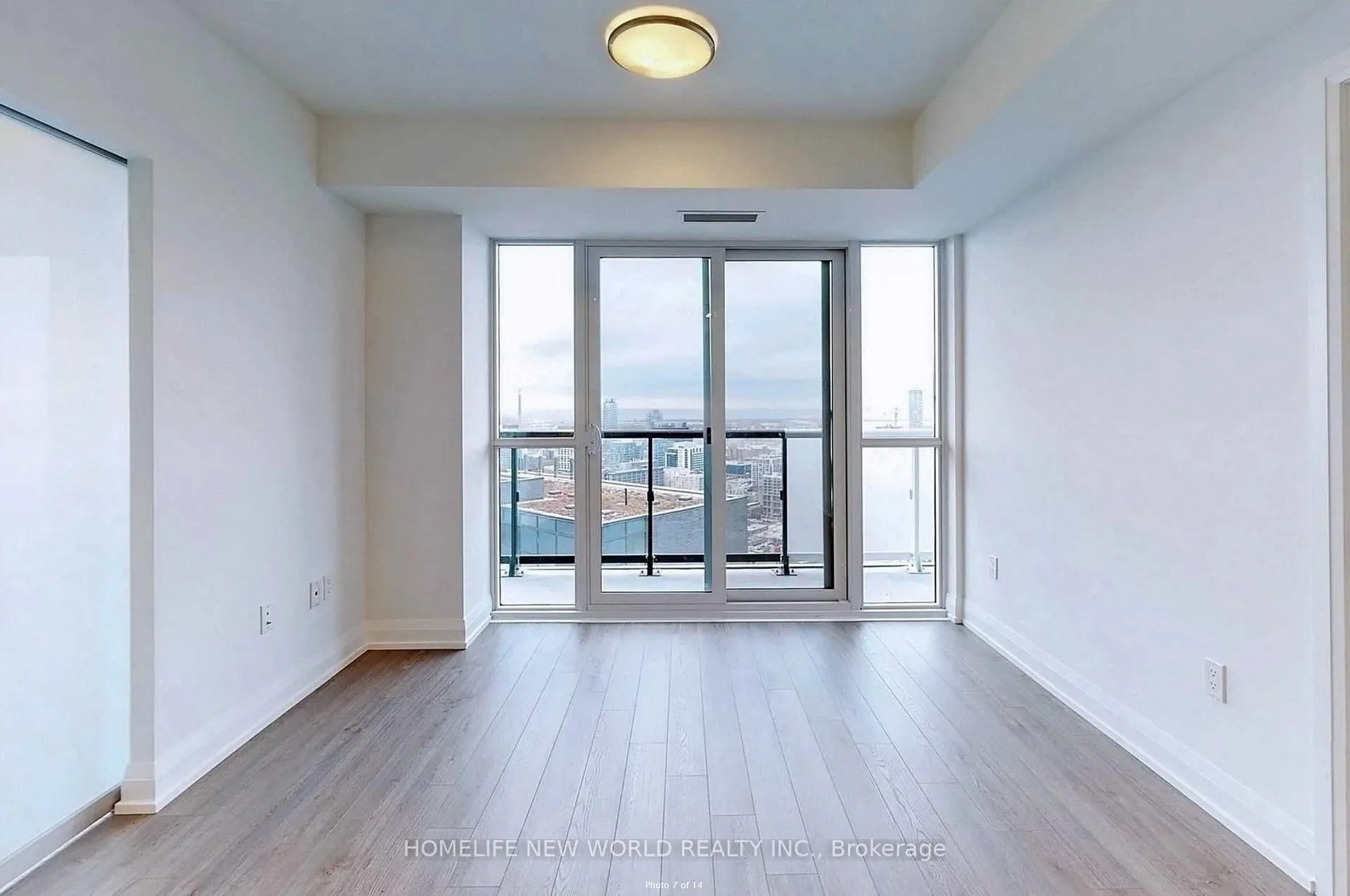 Photo 4 of Unit 3602, 77 Mutual Street, Toronto, Church-Yonge Corridor — HOMEH