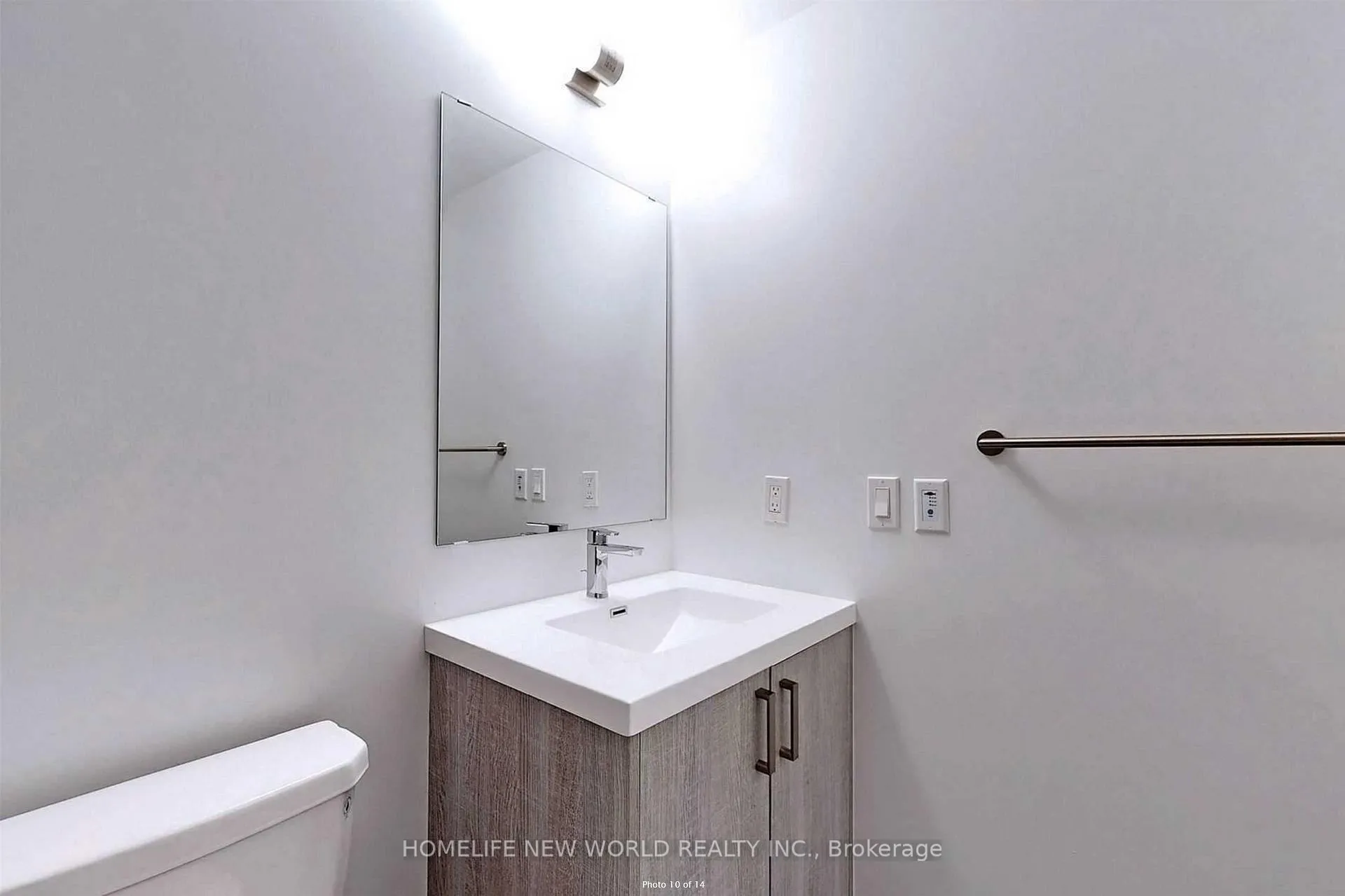 Photo 6 of Unit 3602, 77 Mutual Street, Toronto, Church-Yonge Corridor — HOMEH