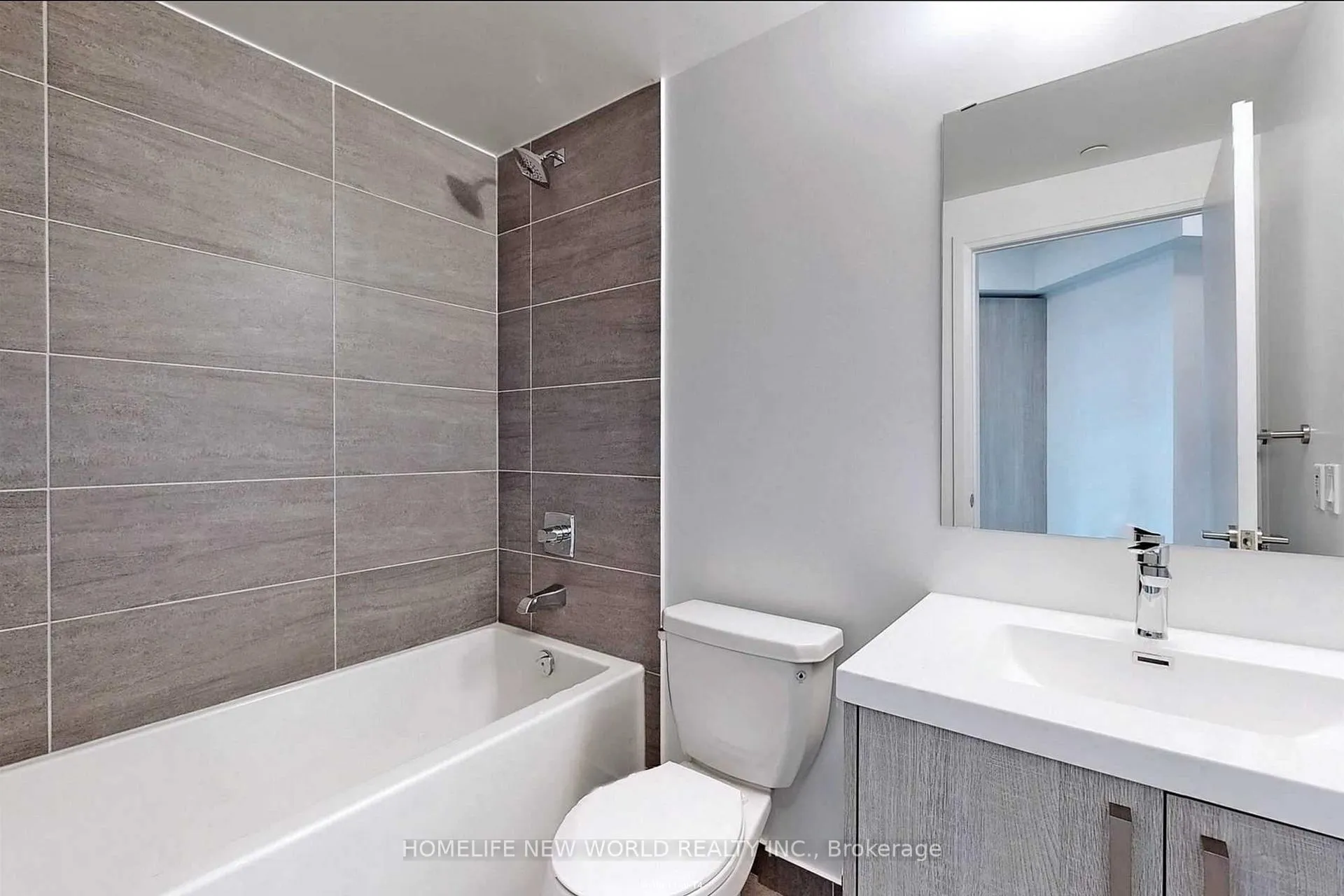 Photo 7 of Unit 3602, 77 Mutual Street, Toronto, Church-Yonge Corridor — HOMEH
