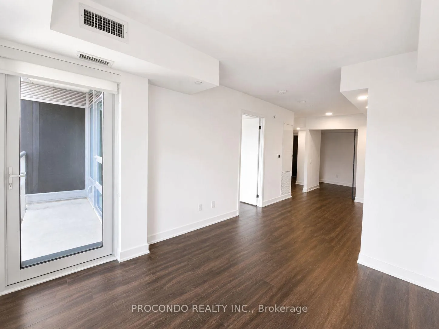 Photo 5 of Unit 606, 609 Sherbourne Street, Toronto, North St. James Town — HOMEH