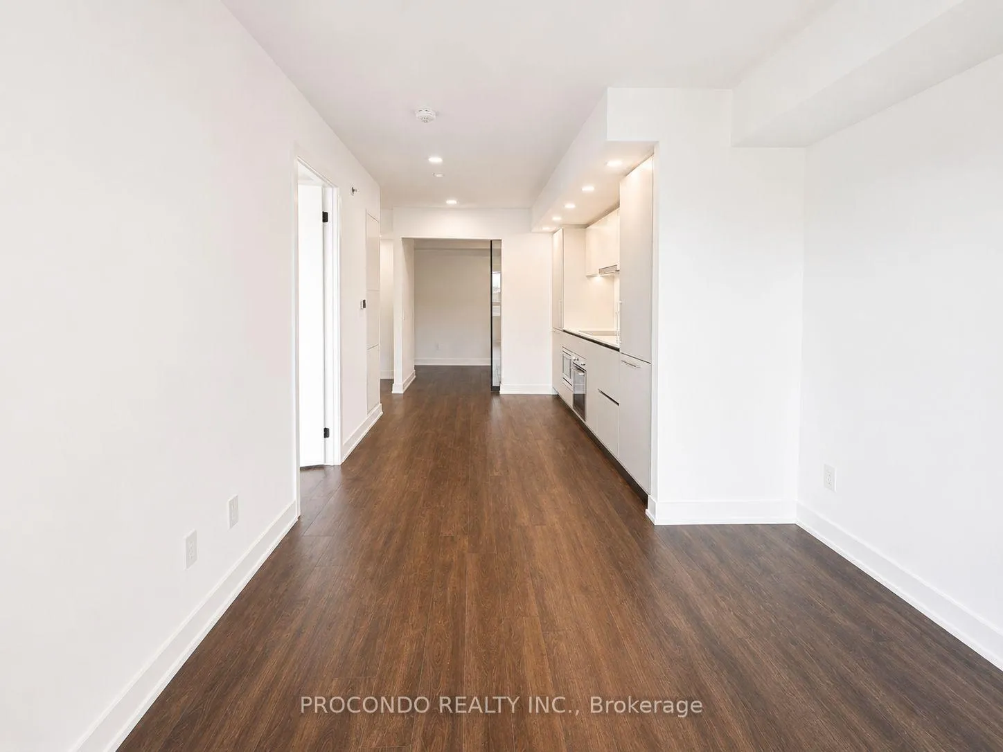 Photo 9 of Unit 606, 609 Sherbourne Street, Toronto, North St. James Town — HOMEH