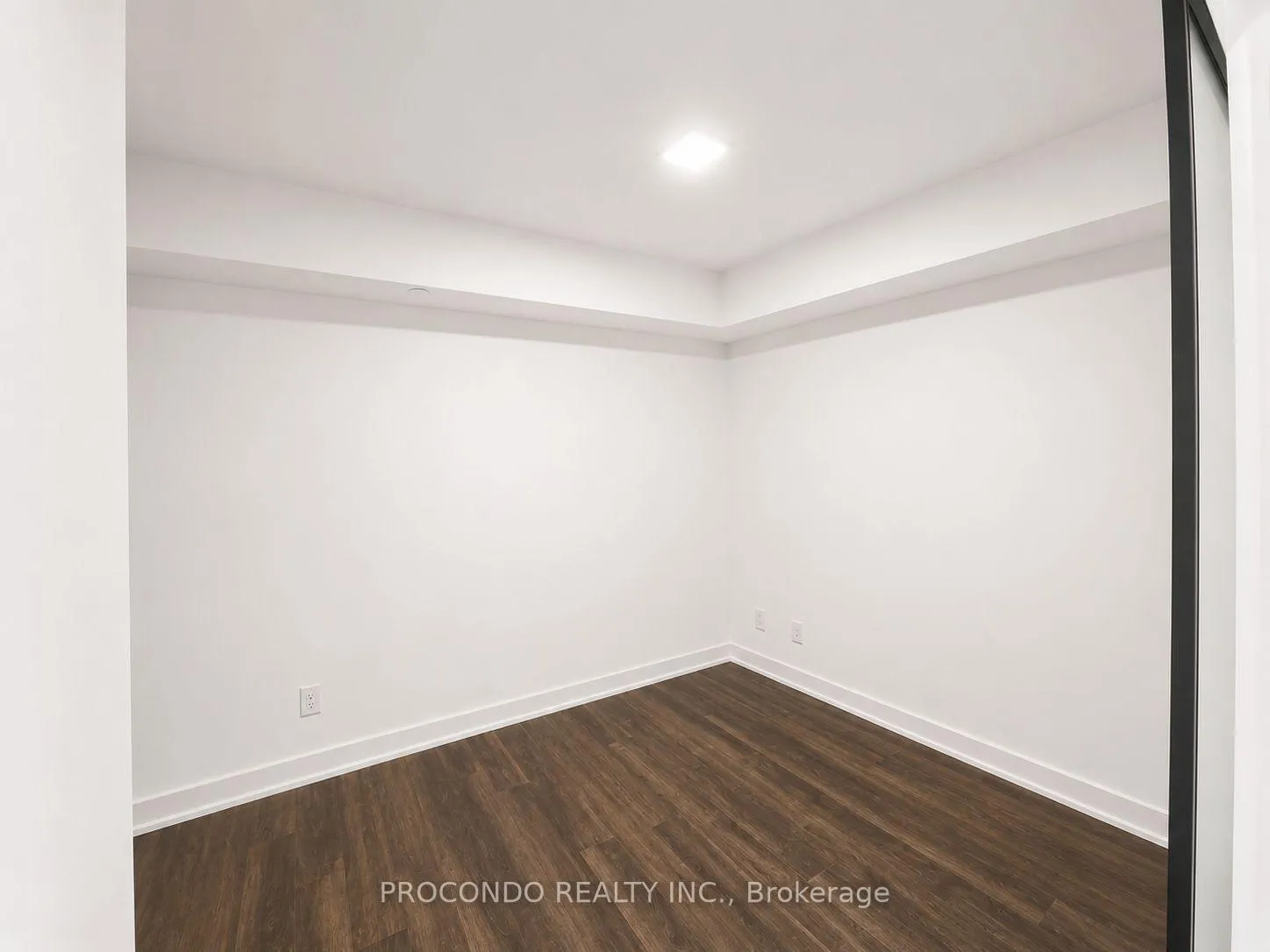 Photo 11 of Unit 606, 609 Sherbourne Street, Toronto, North St. James Town — HOMEH