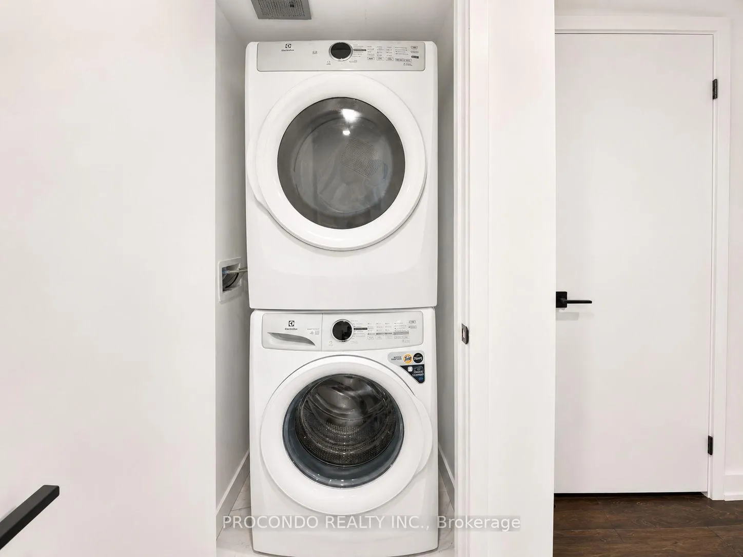 Photo 16 of Unit 606, 609 Sherbourne Street, Toronto, North St. James Town — HOMEH