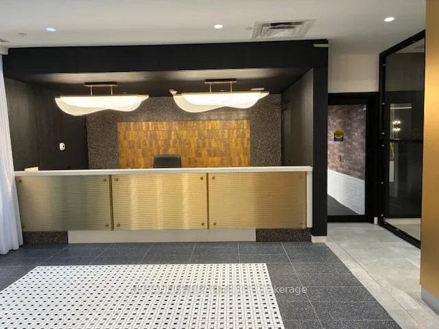 Photo 3 of Unit 305, 5 Lakeview Avenue, Toronto, Trinity-Bellwoods — HOMEH