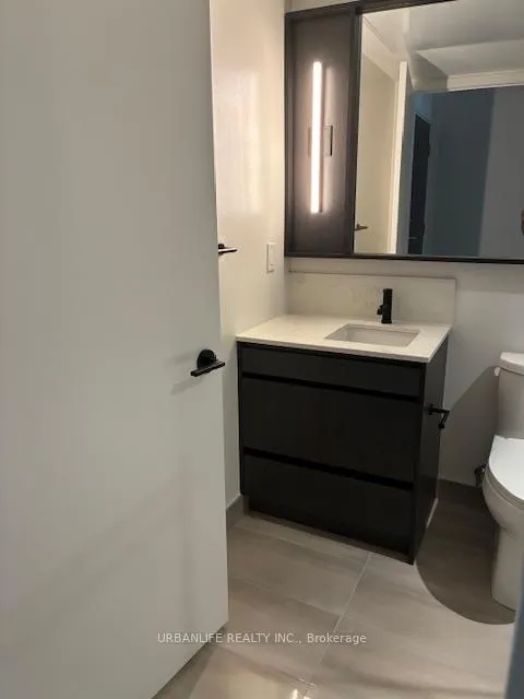 Photo 14 of Unit 305, 5 Lakeview Avenue, Toronto, Trinity-Bellwoods — HOMEH