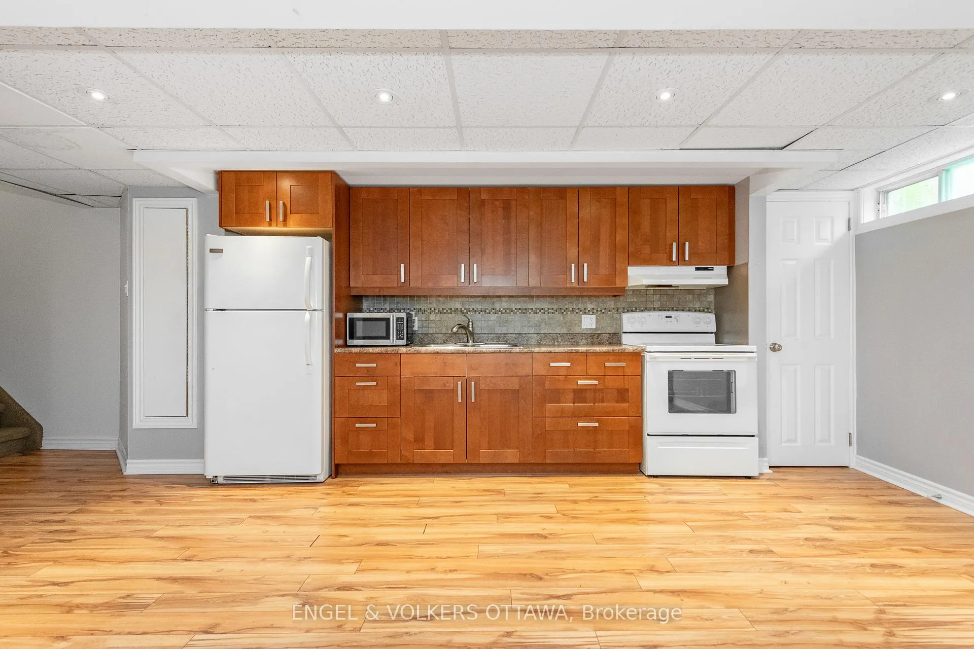 Photo 18 of 75 Woodfield Drive, Ottawa, Tanglewood — HOMEH