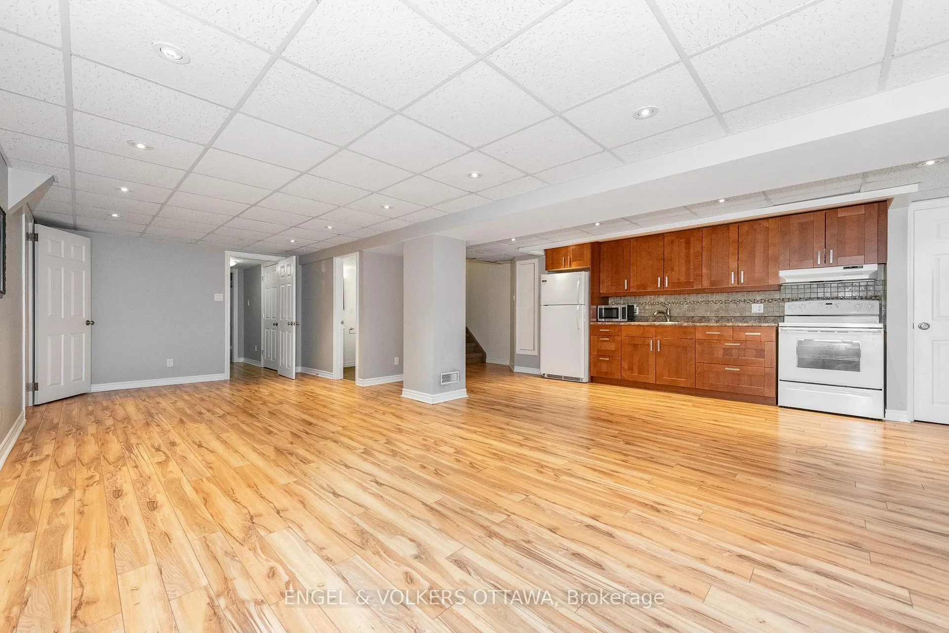 Photo 19 of 75 Woodfield Drive, Ottawa, Tanglewood — HOMEH
