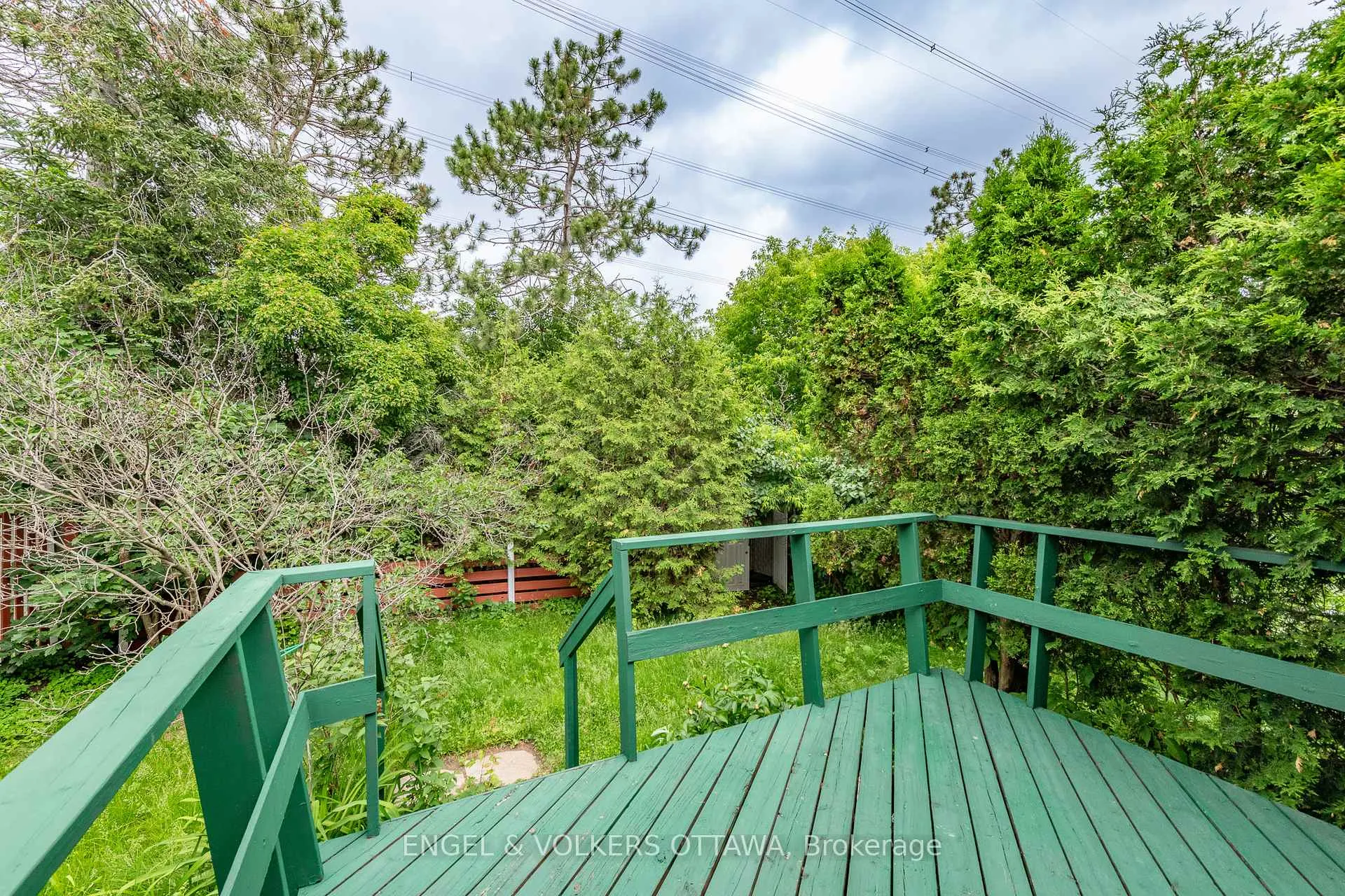 Photo 25 of 75 Woodfield Drive, Ottawa, Tanglewood — HOMEH