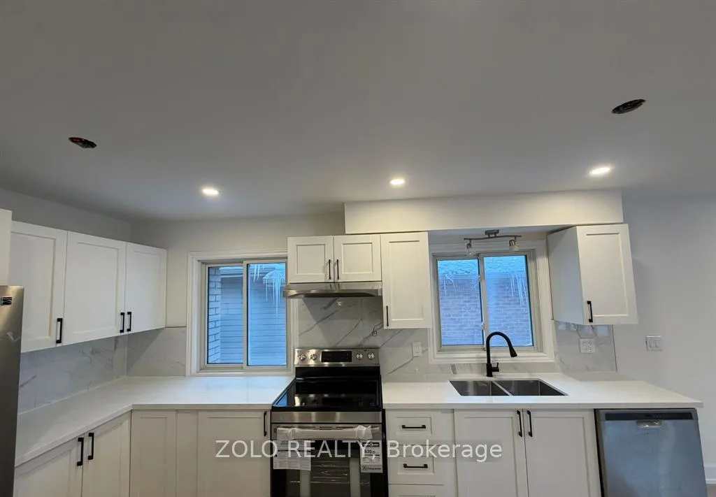 Photo 8 of 3 Highcroft Road, Barrie, Allandale Heights — HOMEH