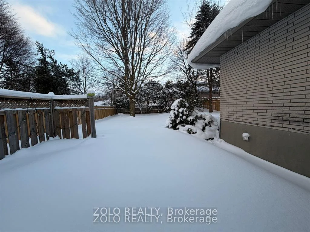 Photo 19 of 3 Highcroft Road, Barrie, Allandale Heights — HOMEH