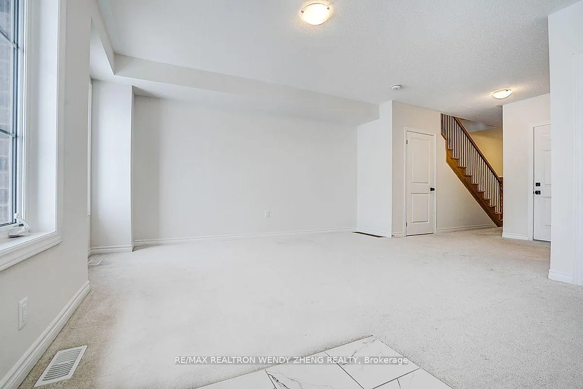 Photo 6 of 34 Vestry Way, Brampton, Goreway Drive Corridor — HOMEH