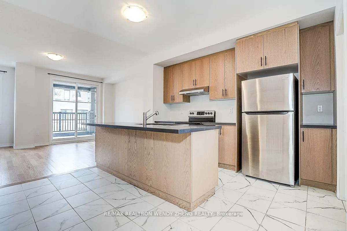 Photo 8 of 34 Vestry Way, Brampton, Goreway Drive Corridor — HOMEH
