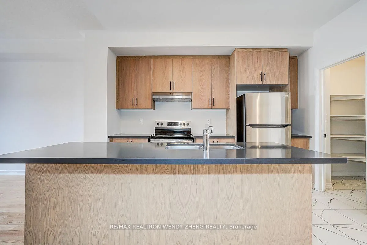 Photo 10 of 34 Vestry Way, Brampton, Goreway Drive Corridor — HOMEH