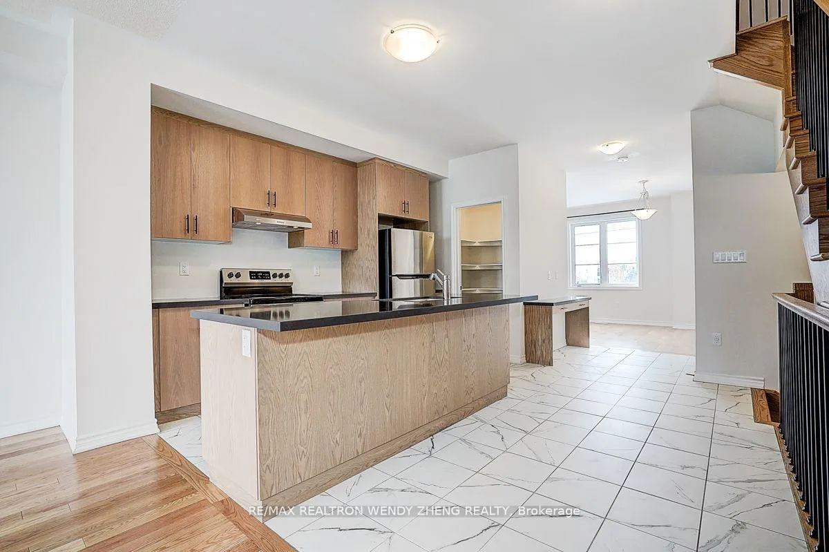 Photo 11 of 34 Vestry Way, Brampton, Goreway Drive Corridor — HOMEH