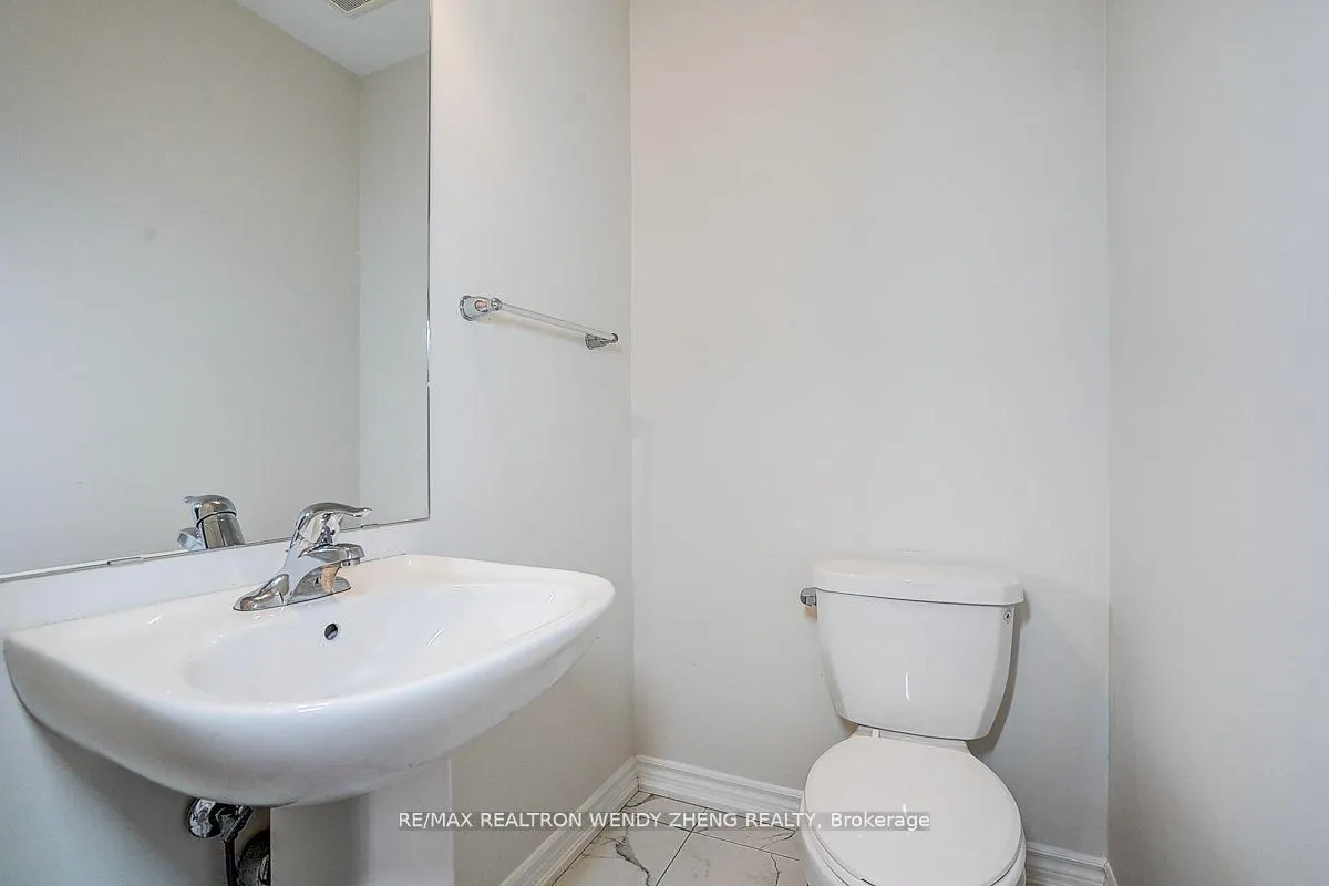 Photo 22 of 34 Vestry Way, Brampton, Goreway Drive Corridor — HOMEH