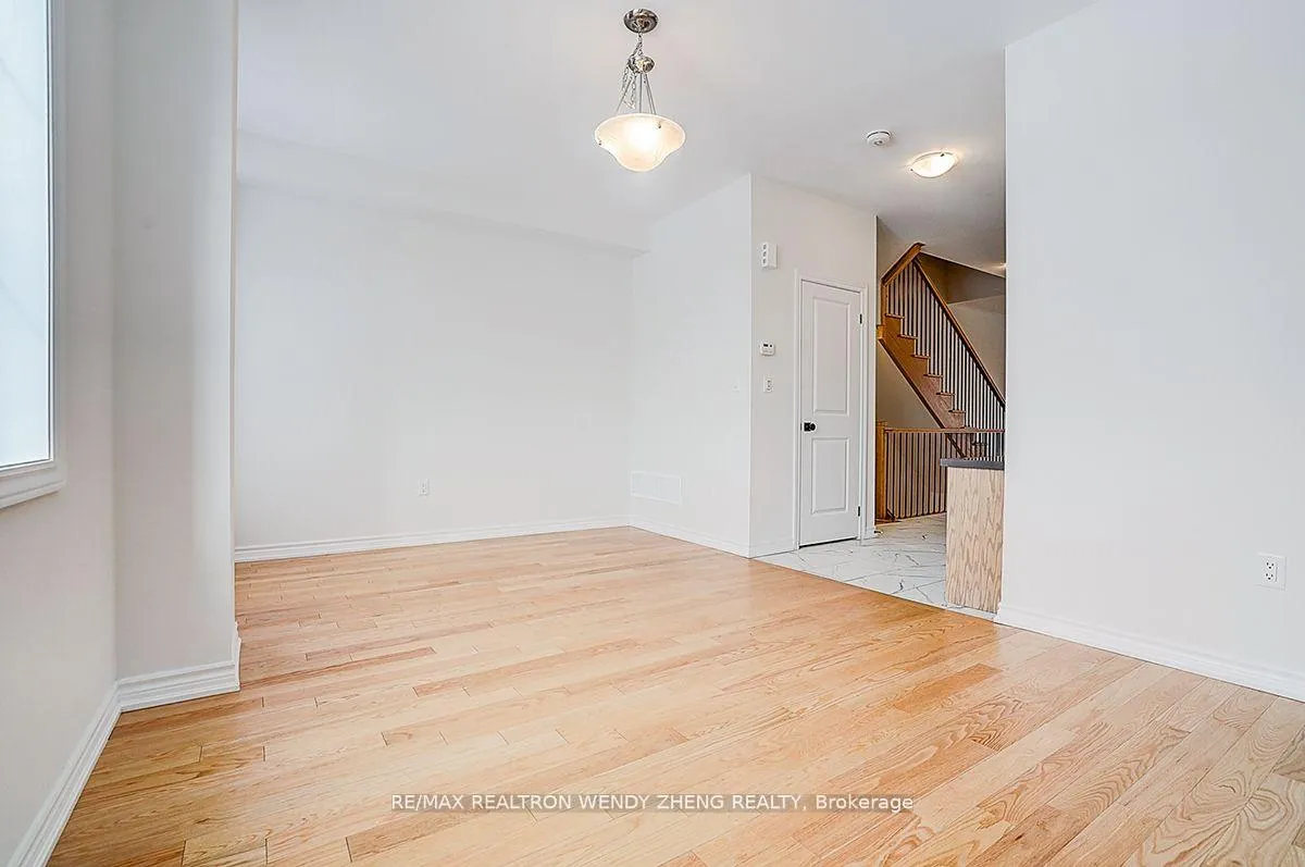 Photo 25 of 34 Vestry Way, Brampton, Goreway Drive Corridor — HOMEH