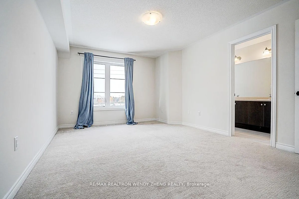 Photo 32 of 34 Vestry Way, Brampton, Goreway Drive Corridor — HOMEH