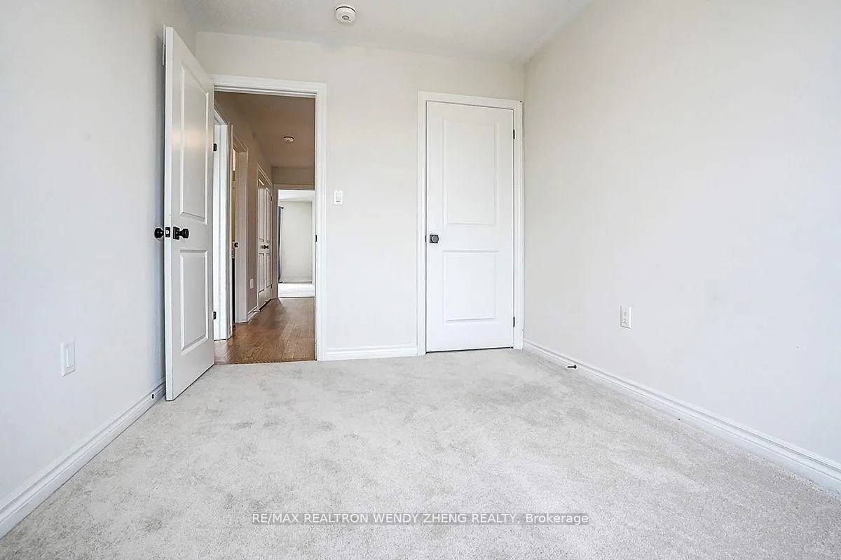 Photo 38 of 34 Vestry Way, Brampton, Goreway Drive Corridor — HOMEH