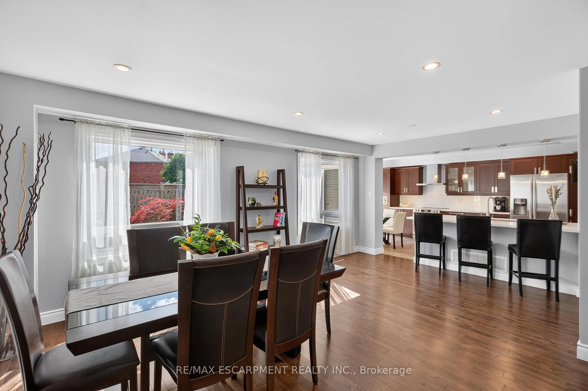 Photo 13 of 119 Boulding Avenue, Hamilton, Waterdown — HOMEH