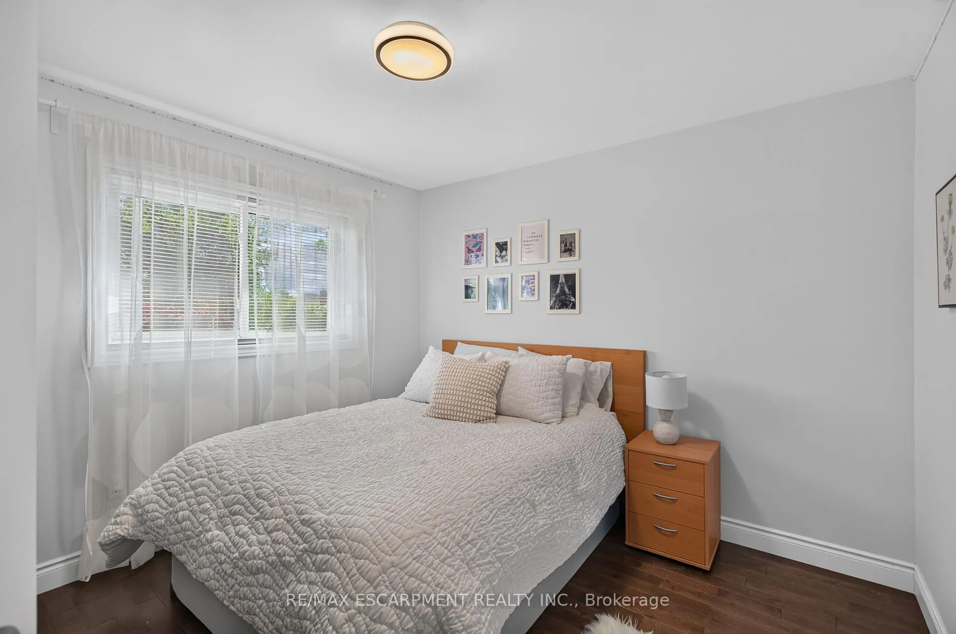 Photo 18 of 119 Boulding Avenue, Hamilton, Waterdown — HOMEH