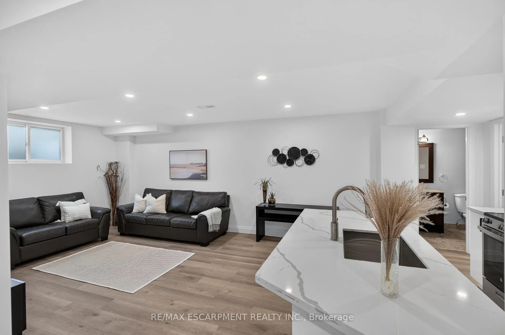 Photo 24 of 119 Boulding Avenue, Hamilton, Waterdown — HOMEH