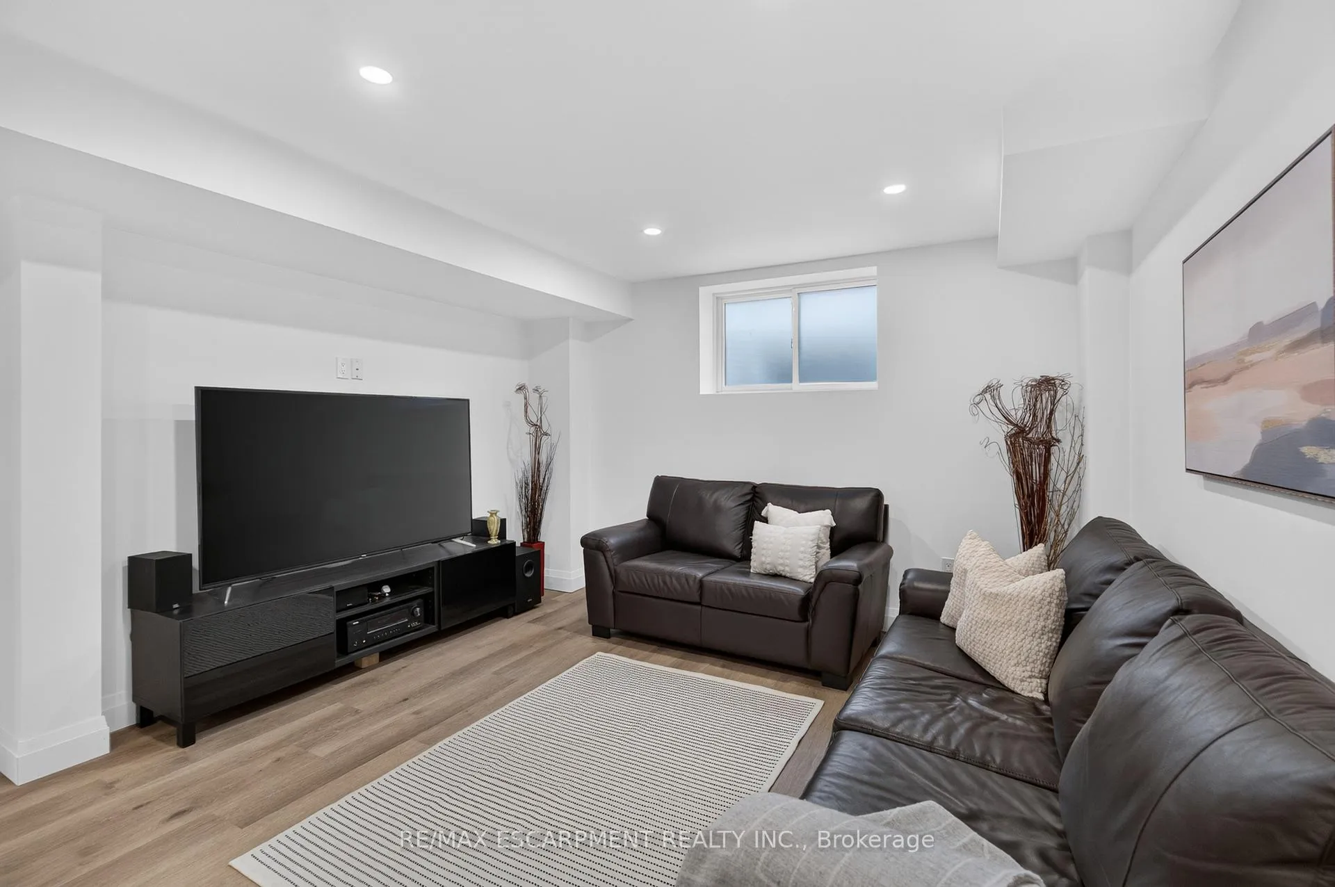 Photo 26 of 119 Boulding Avenue, Hamilton, Waterdown — HOMEH