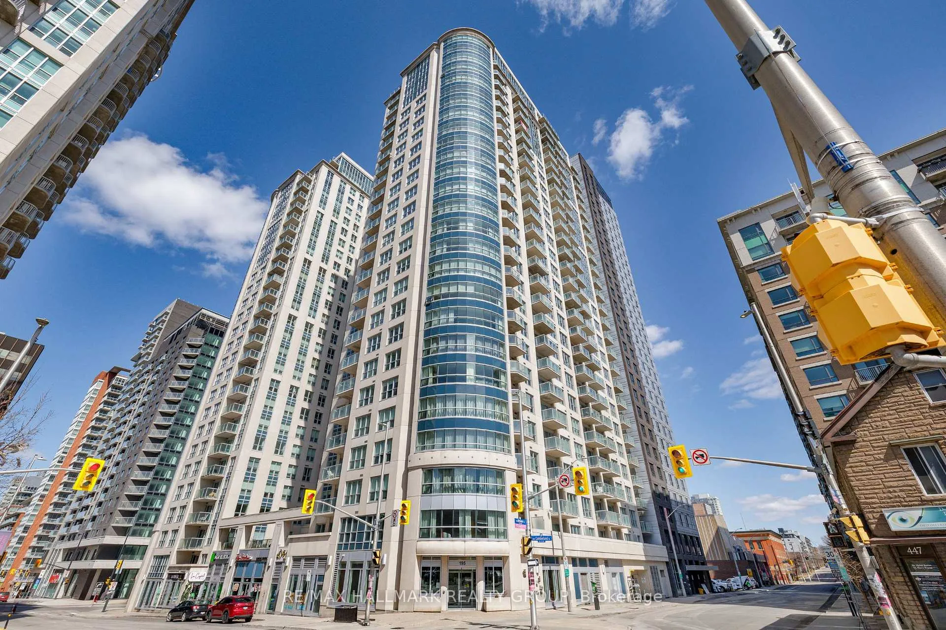 Front of Unit 2106, 195 Besserer Street