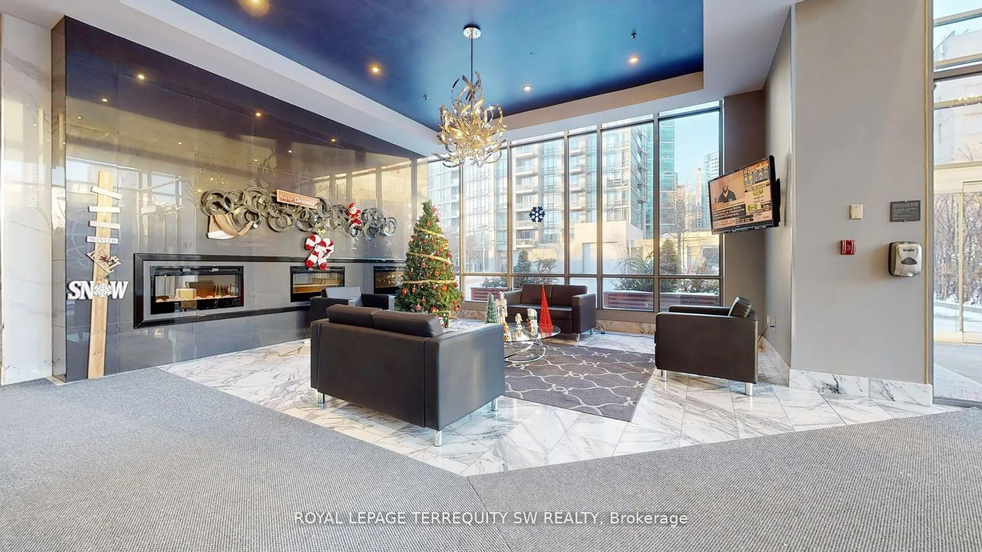 Photo 6 of Unit 3505, 5 Mariner Terrace, Toronto, Waterfront Communities — HOMEH