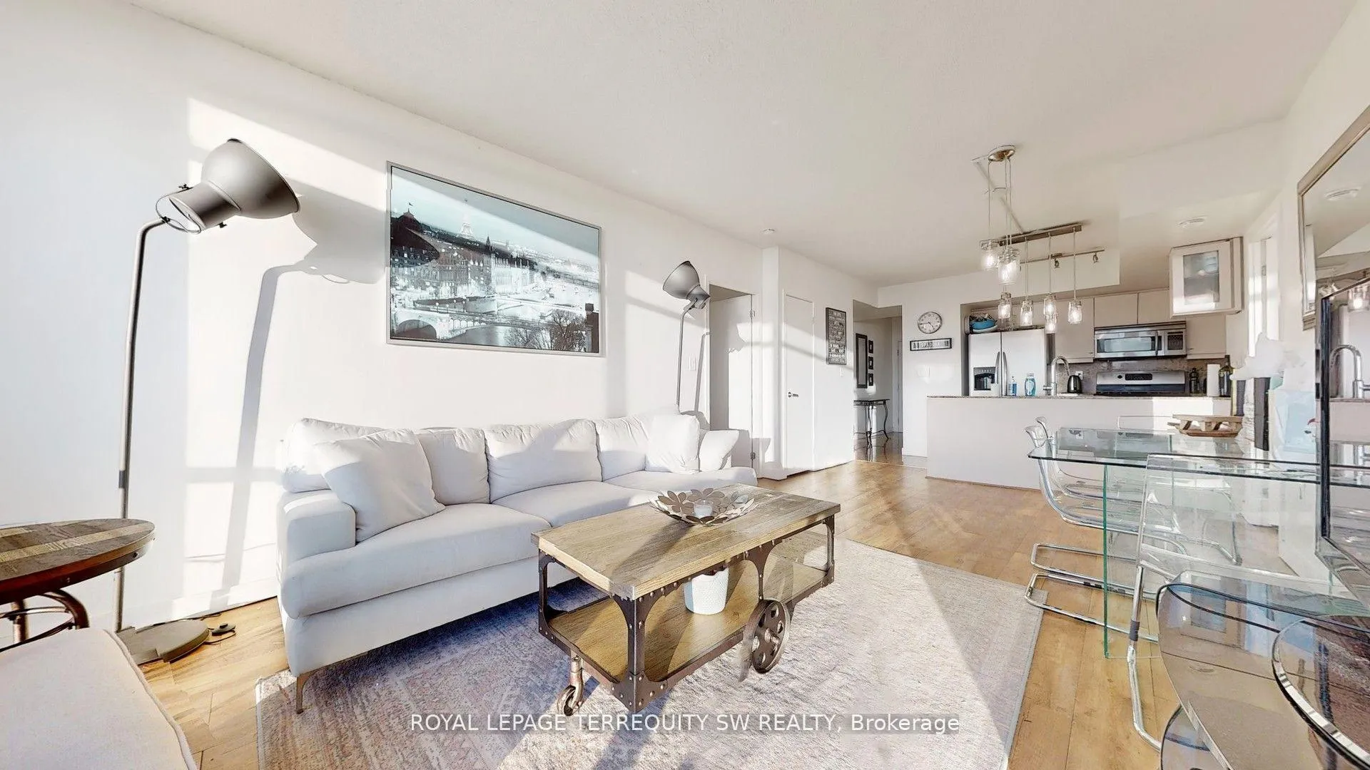 Photo 11 of Unit 3505, 5 Mariner Terrace, Toronto, Waterfront Communities — HOMEH