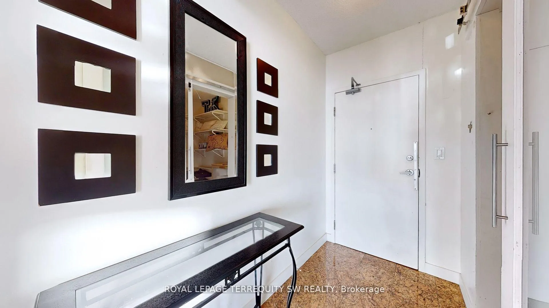 Photo 32 of Unit 3505, 5 Mariner Terrace, Toronto, Waterfront Communities — HOMEH