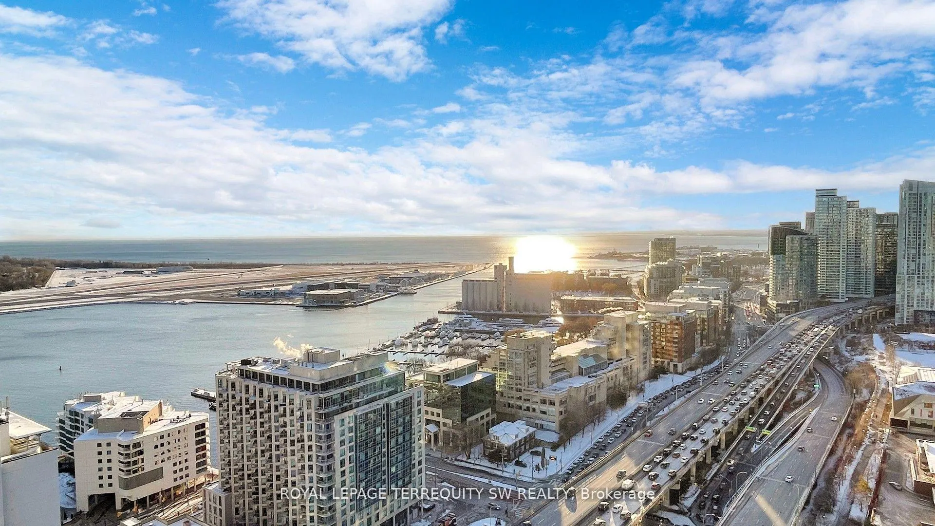 Photo 35 of Unit 3505, 5 Mariner Terrace, Toronto, Waterfront Communities — HOMEH