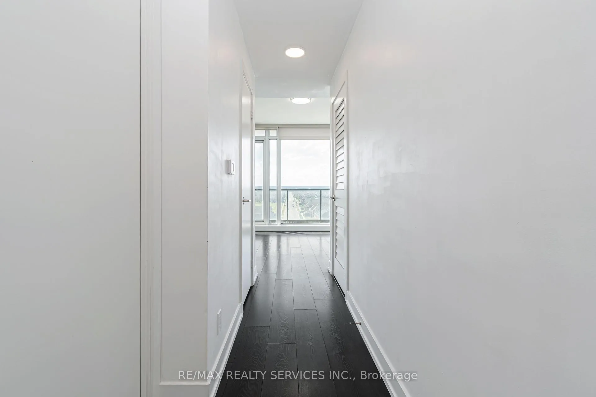 Photo 5 of Unit 909, 225 Veterans Drive, Brampton, Northwest Brampton — HOMEH