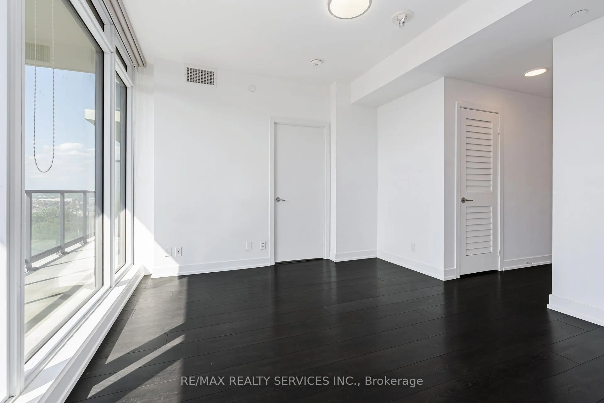 Photo 6 of Unit 909, 225 Veterans Drive, Brampton, Northwest Brampton — HOMEH