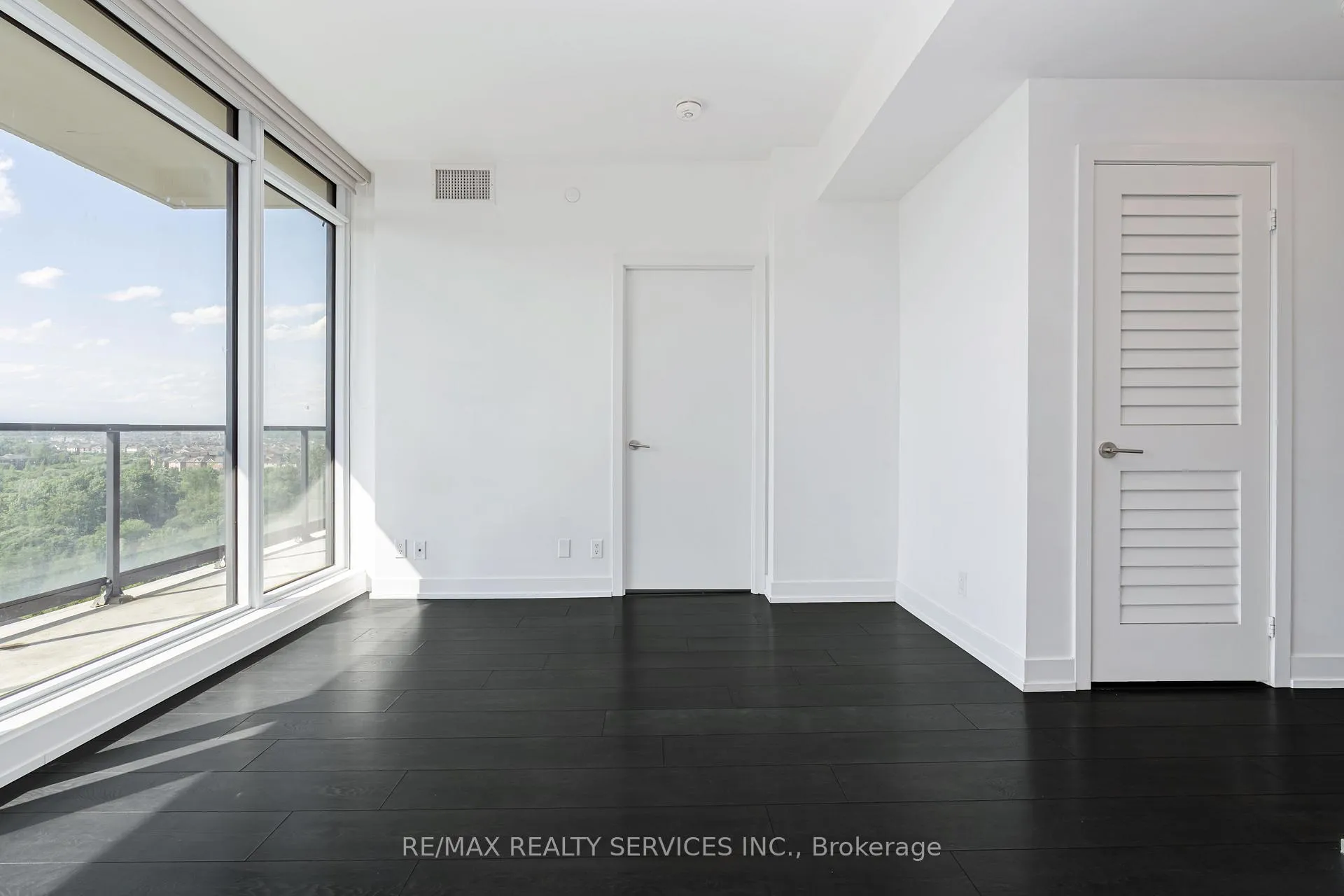 Photo 9 of Unit 909, 225 Veterans Drive, Brampton, Northwest Brampton — HOMEH