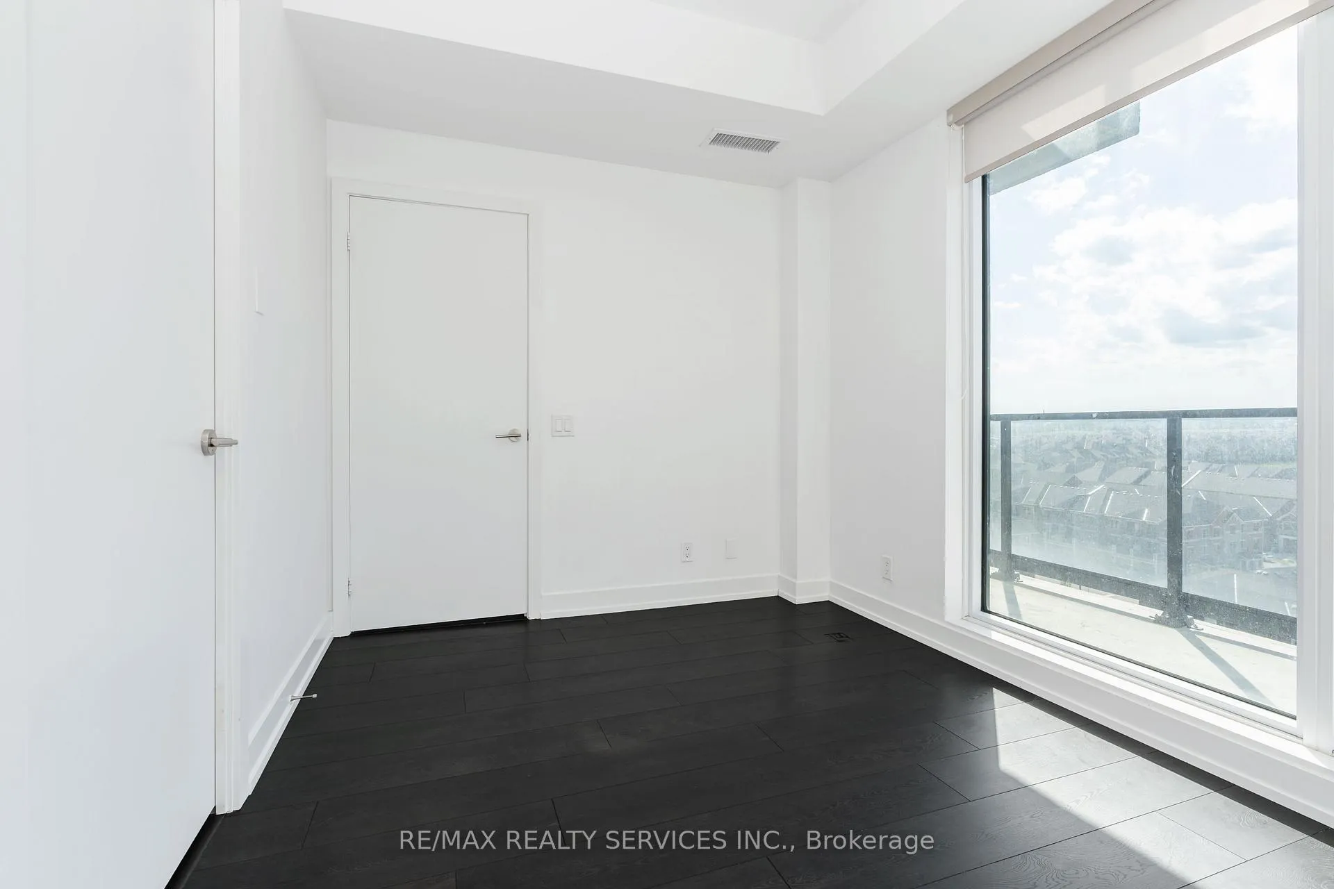 Photo 19 of Unit 909, 225 Veterans Drive, Brampton, Northwest Brampton — HOMEH