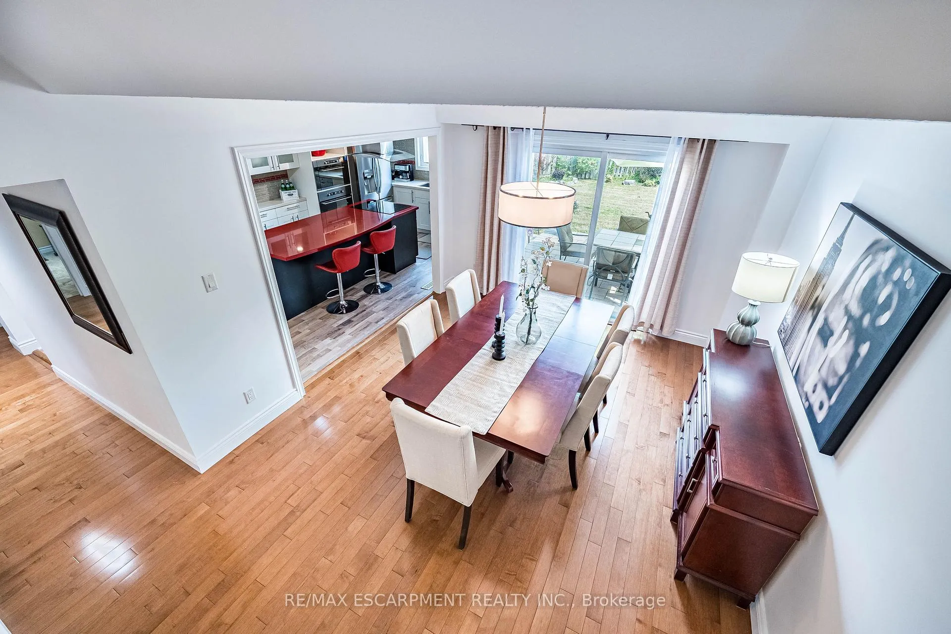 Photo 6 of 16 Ackrow Court, Etobicoke, Eringate-Centennial-West Deane — HOMEH